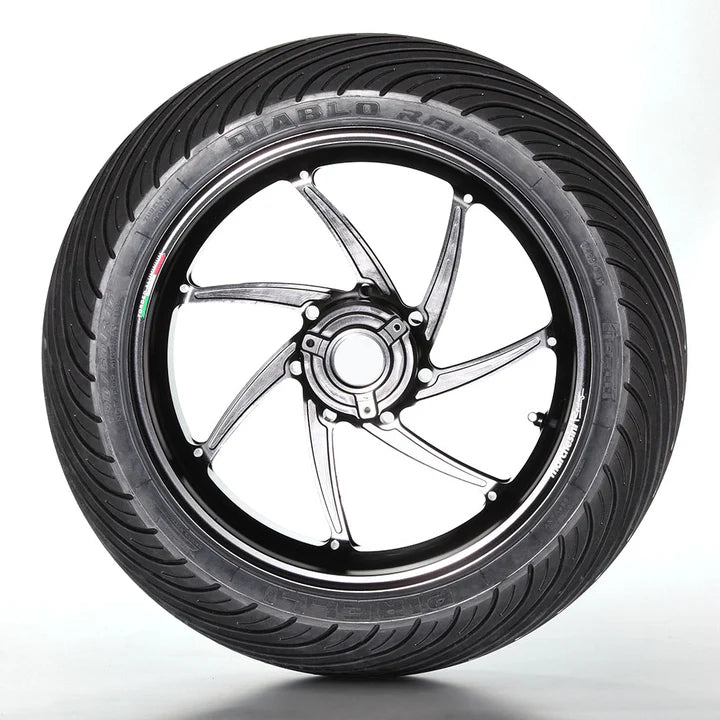 Pirelli Diablo Rain Tire