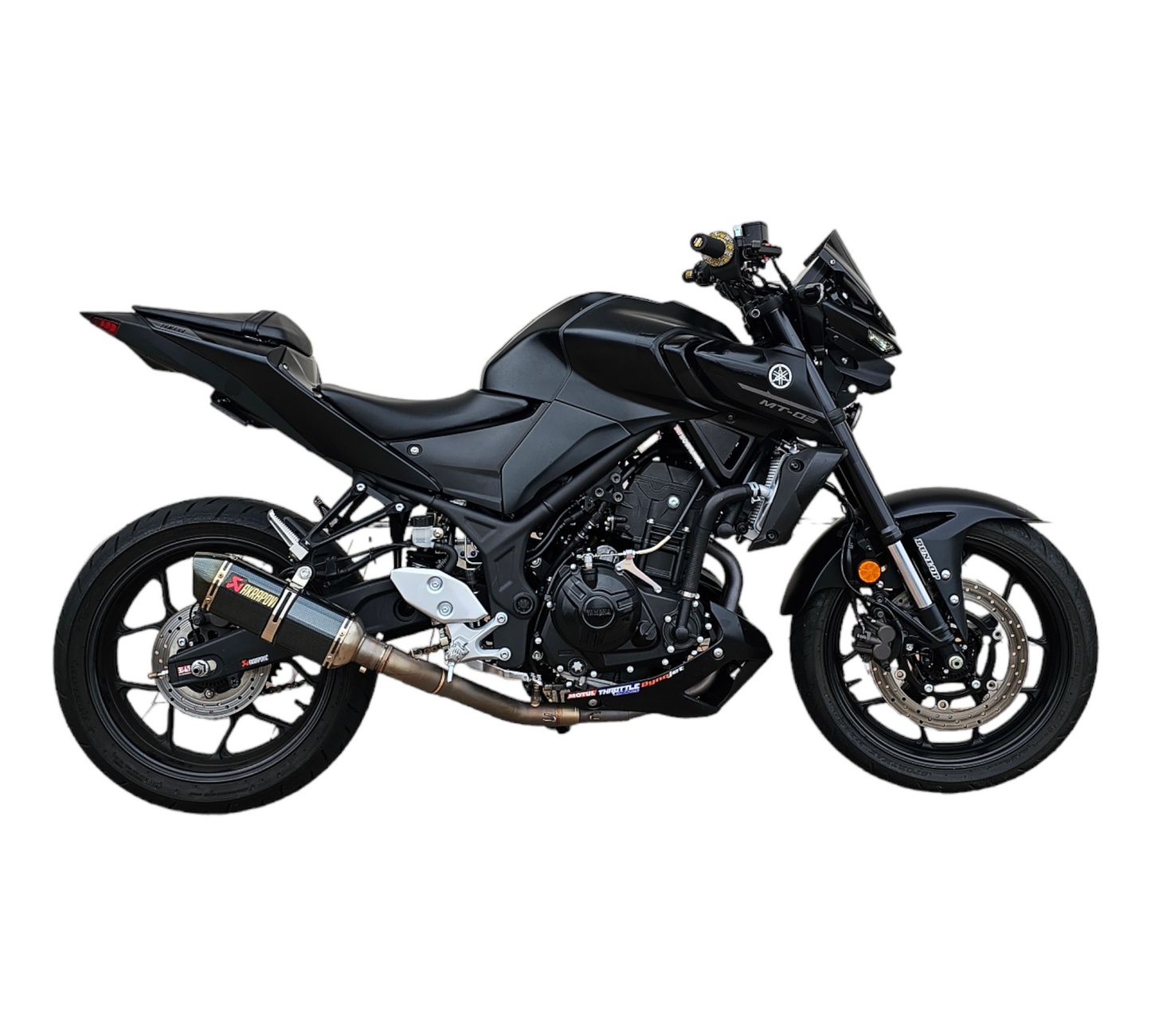 Yamaha MT03 fender eliminator white background