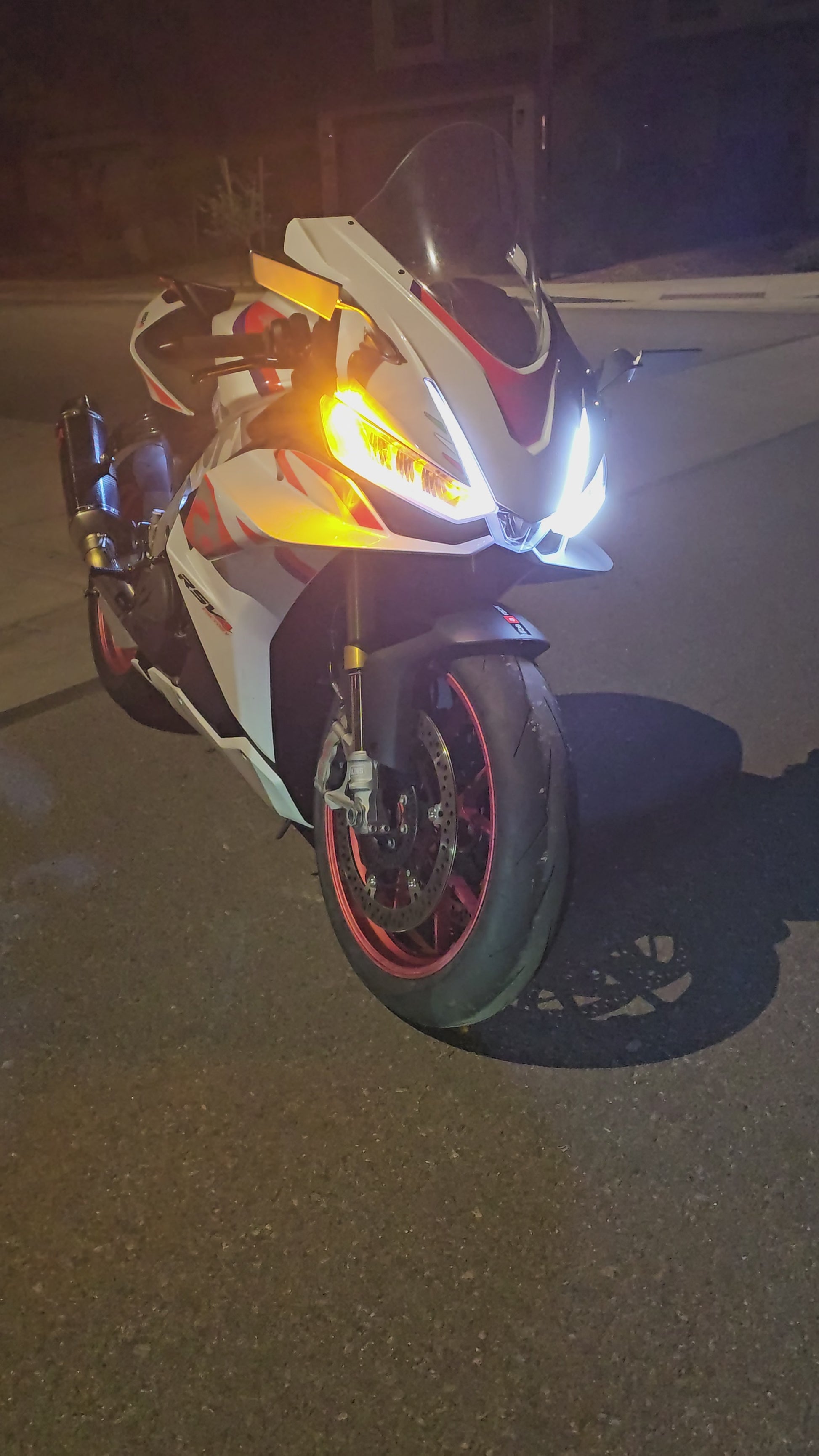 Aprilia RSV4 with Fender Eliminator Kit